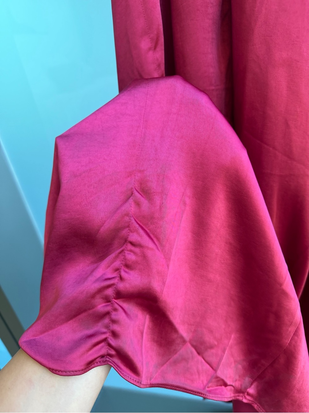 ELLIATT Red Satin Gown - Picture 5 of 5